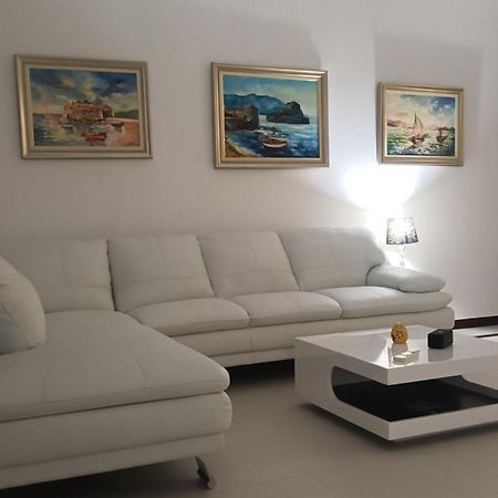 Lustica-Apartment Dora2 Herceg Novi Eksteriør bilde